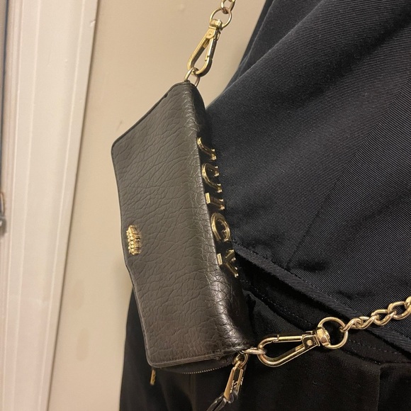 JUICY COUTURE • WALLETS AND CARDHOLDERS. Beautiful wallet with big logo in top - Picture 13 of 16